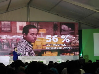 CEO Tokopedia Willian Tanujaya sedang mempresentasikan proses kerja Tokopedia selama 7 tahun berjalan di Indonesia, Sabtu(25/6/2016).(Jurnalpos/Restia Aidilla Joneva)