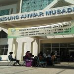Verifikasi UKT bagi calon mahasiswa baru yang lolos melalui jalur SNMPTN UIN Bandung bertempat di Aula Anwar Musaddad, Selasa (16/05/2017). Kegiatan ini menjadi syarat penting bagi peserta. (Rico Bagus/Magang)