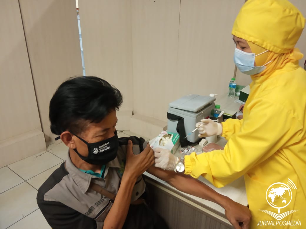 Vaksinasi UIN Bandung