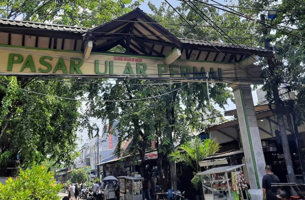 Pasar Ular Permai